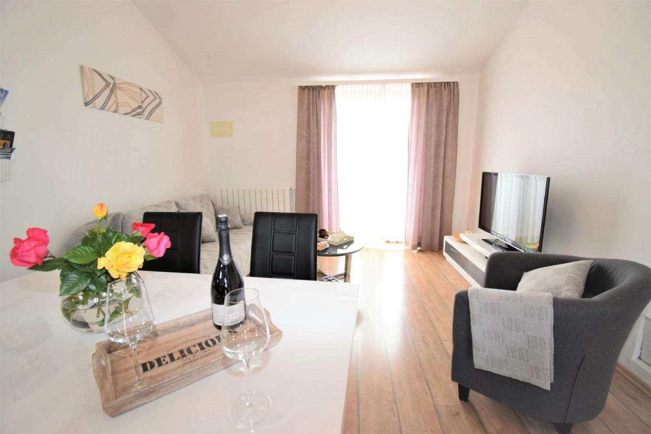 Apartment Vita วอดิยัน ภายนอก รูปภาพ