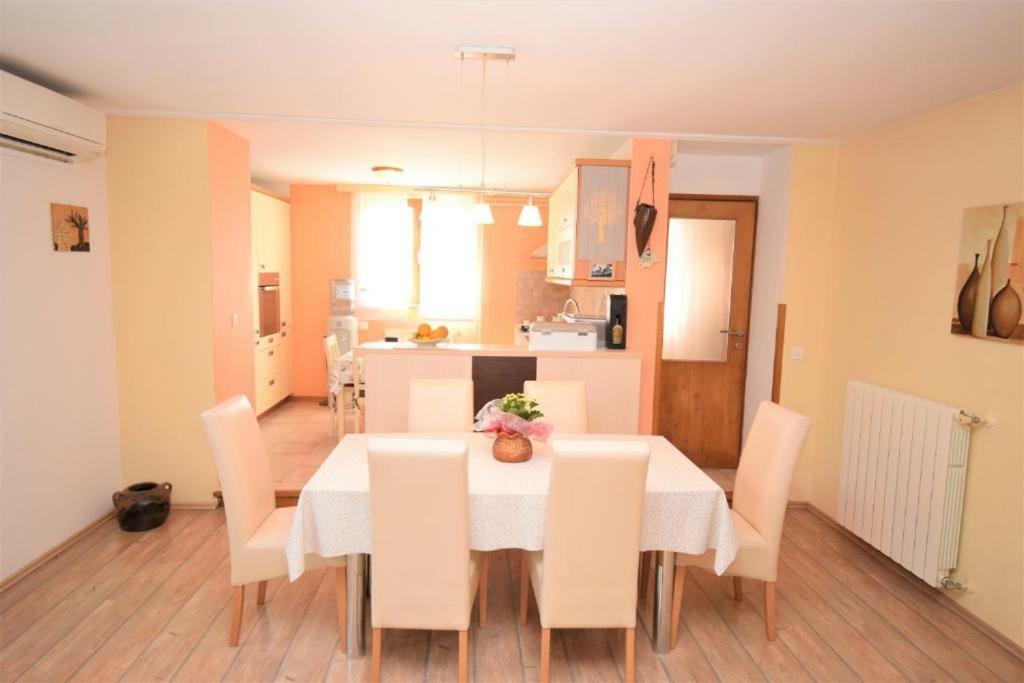 Apartment Vita วอดิยัน ภายนอก รูปภาพ